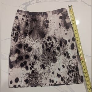 Guess Marciano Stylish Black and White Women's Skirt